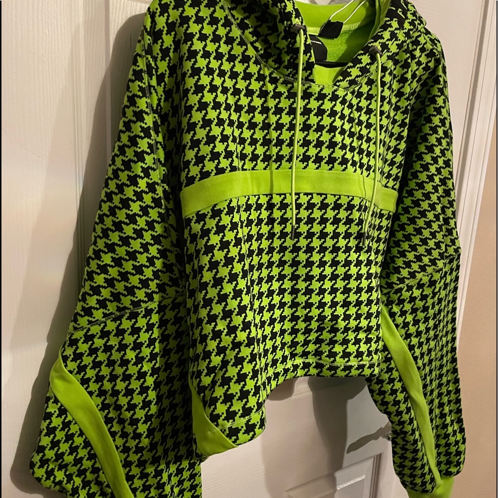 Ivy Park XL cropped hoodie